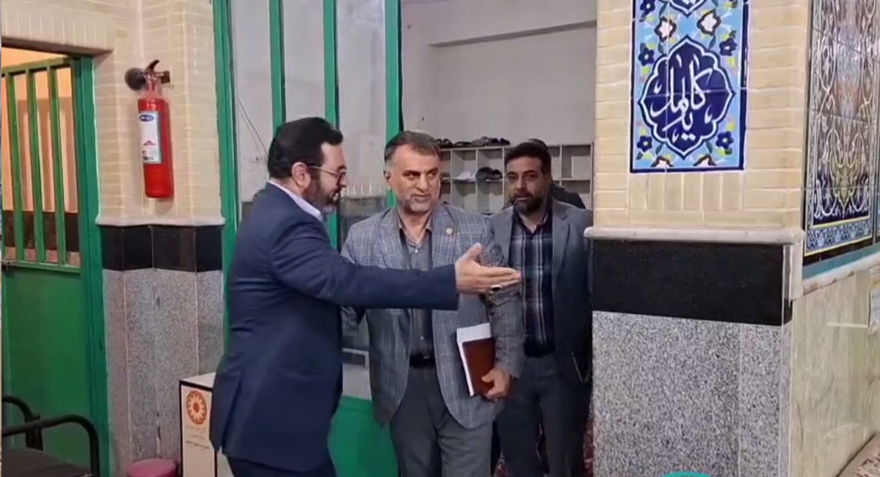 مدیران شهری ملارد در جمع اهالی سرآسیاب شرقی به پرسش و پاسخ پرداختند